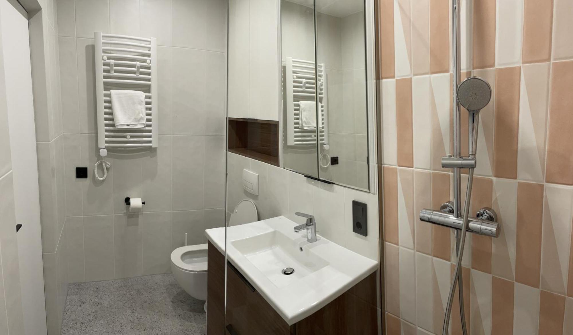 Cities Gallery Apartments Leopoli Esterno foto