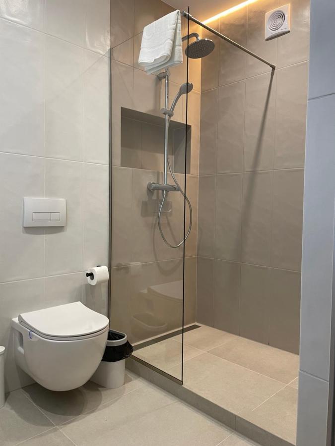 Cities Gallery Apartments Leopoli Esterno foto