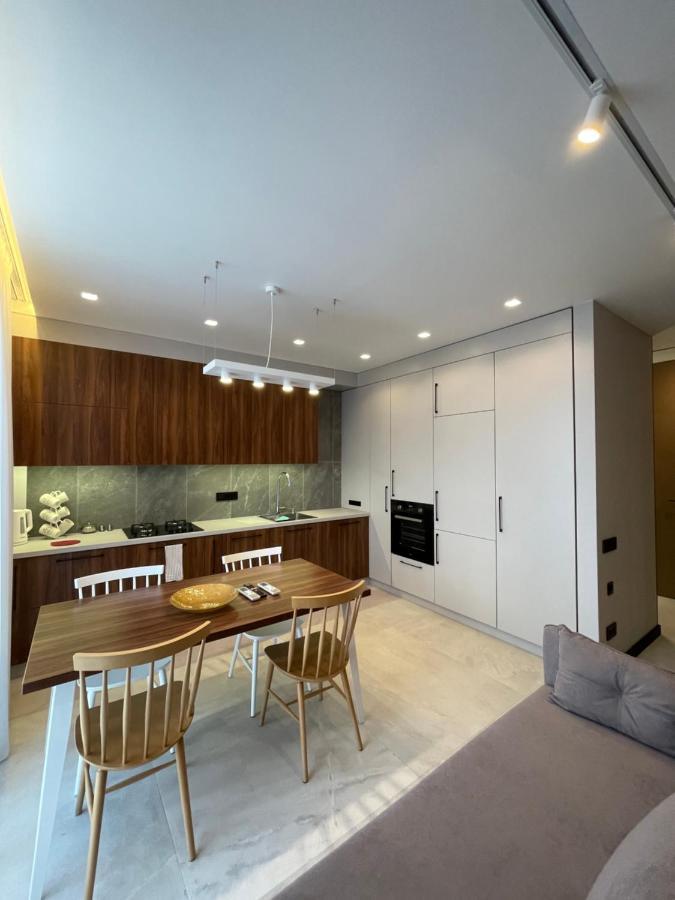 Cities Gallery Apartments Leopoli Esterno foto